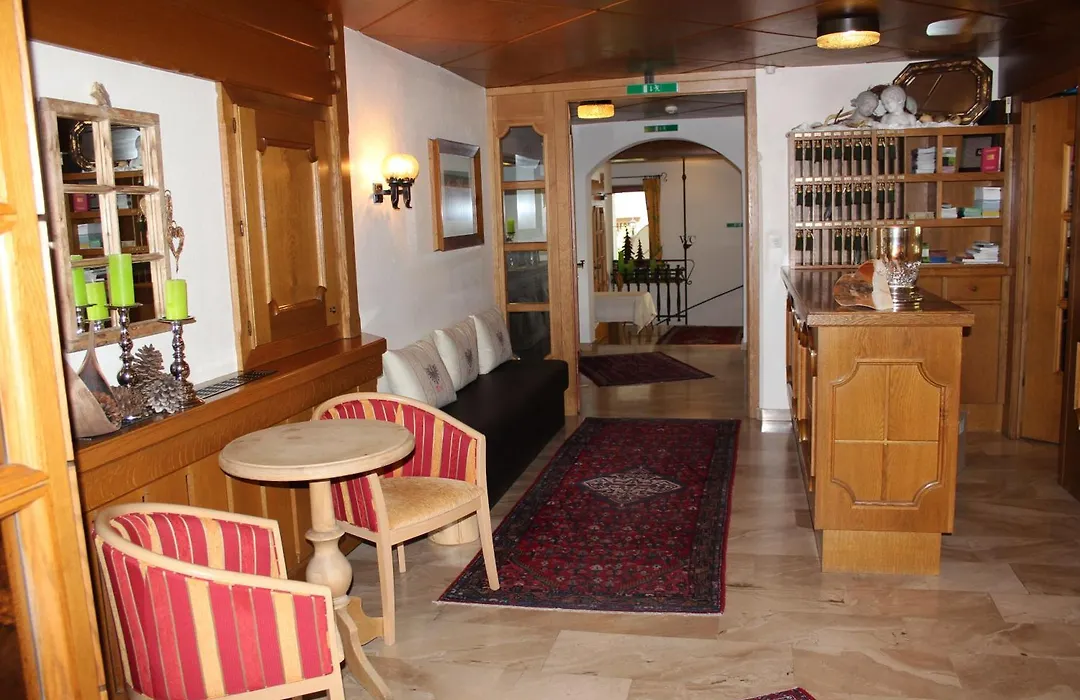 Superior Hotel Persal-1