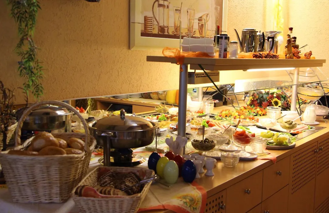 Sevda's Hotel Garni Weinforth-1