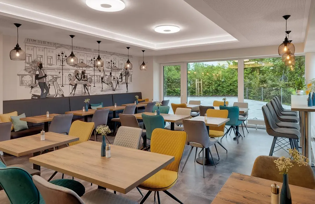 Amper Art Hotel-1