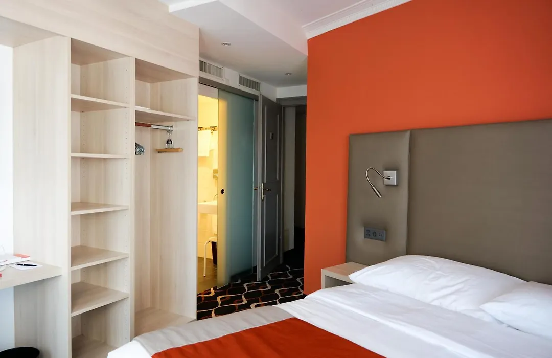 Hotel Eden-1