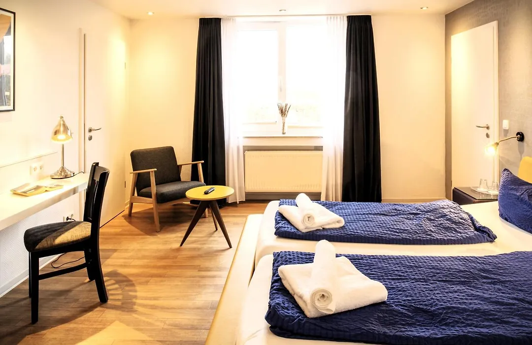 Strandhotel Achtert Diek-1