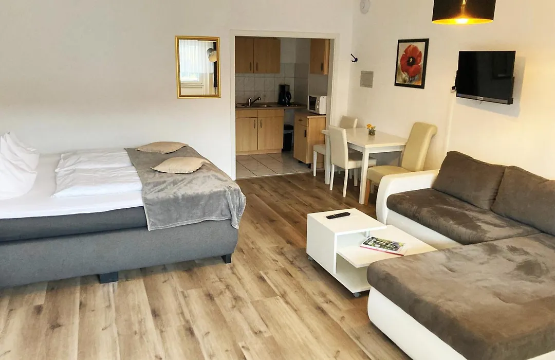 Familien- und Aparthotel Strandhof-1