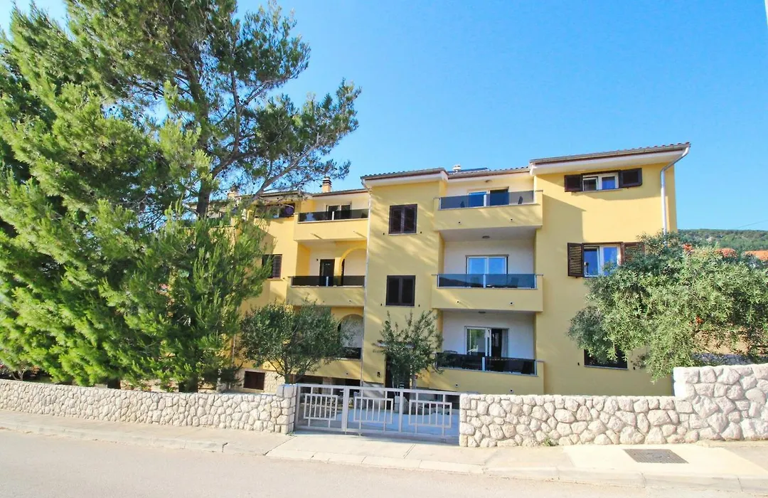 Sunshine Residence Baska-1