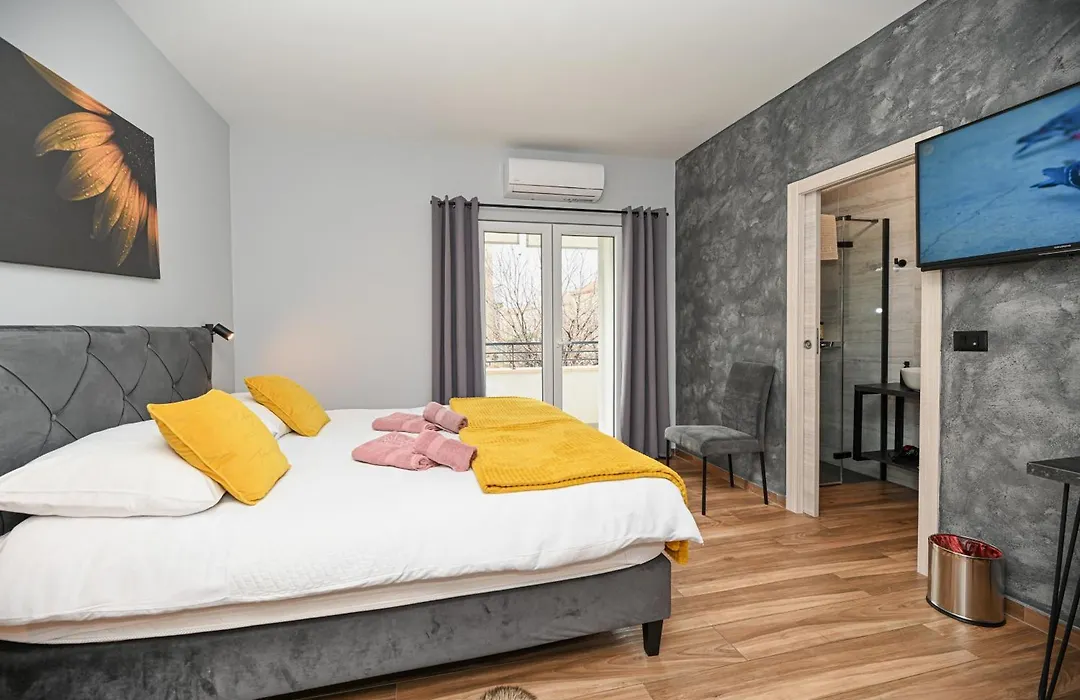 Solemar Luxury Rooms - City Center Zadar, Free Parking-1