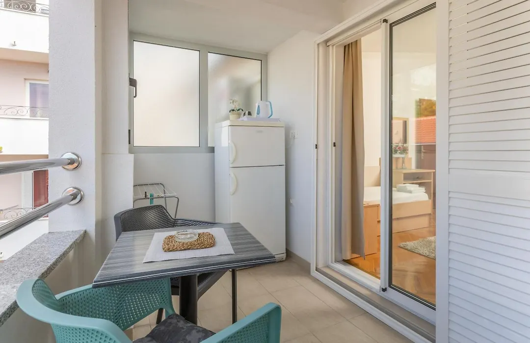 Guest House Damir-1