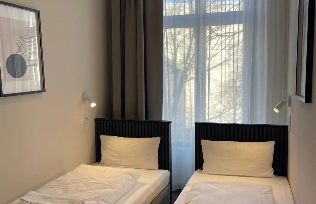 Motel Blue - Minimalist Boutique Hotel-1
