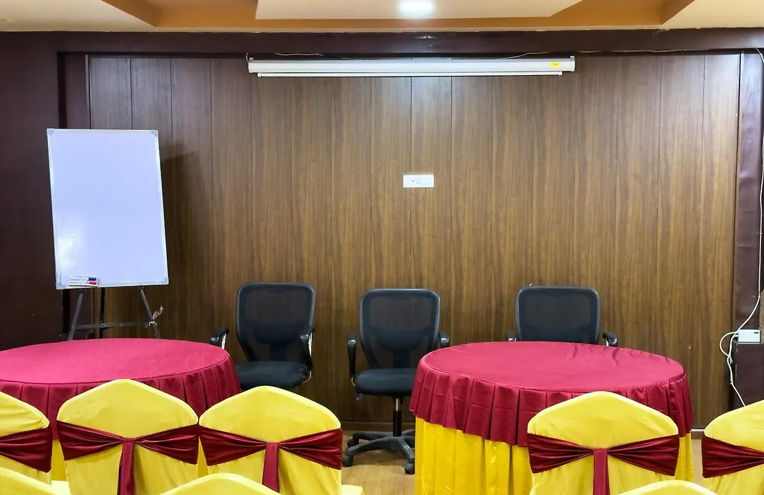 Hotel Royal Palm - A Budget Hotel In Udaipur-1