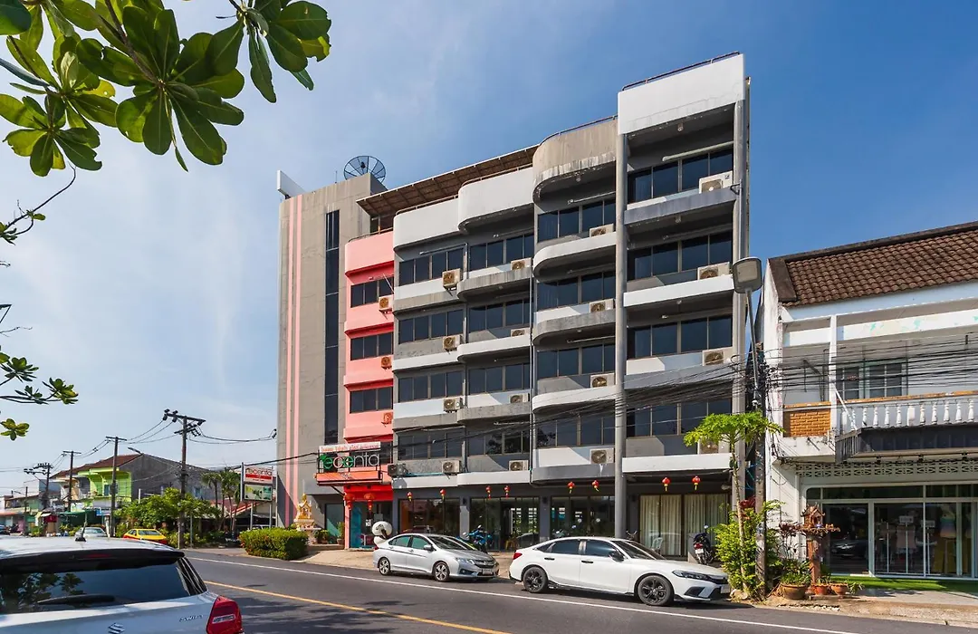Recenta Style Phuket Town-1