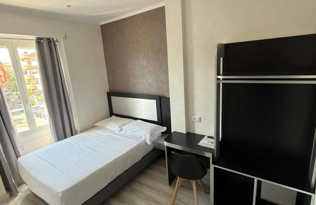 Hotel Laura-1