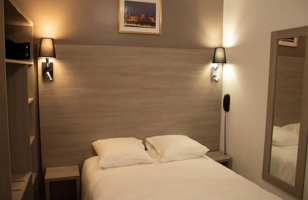 Paris Rooms & Dreams Hotel-1