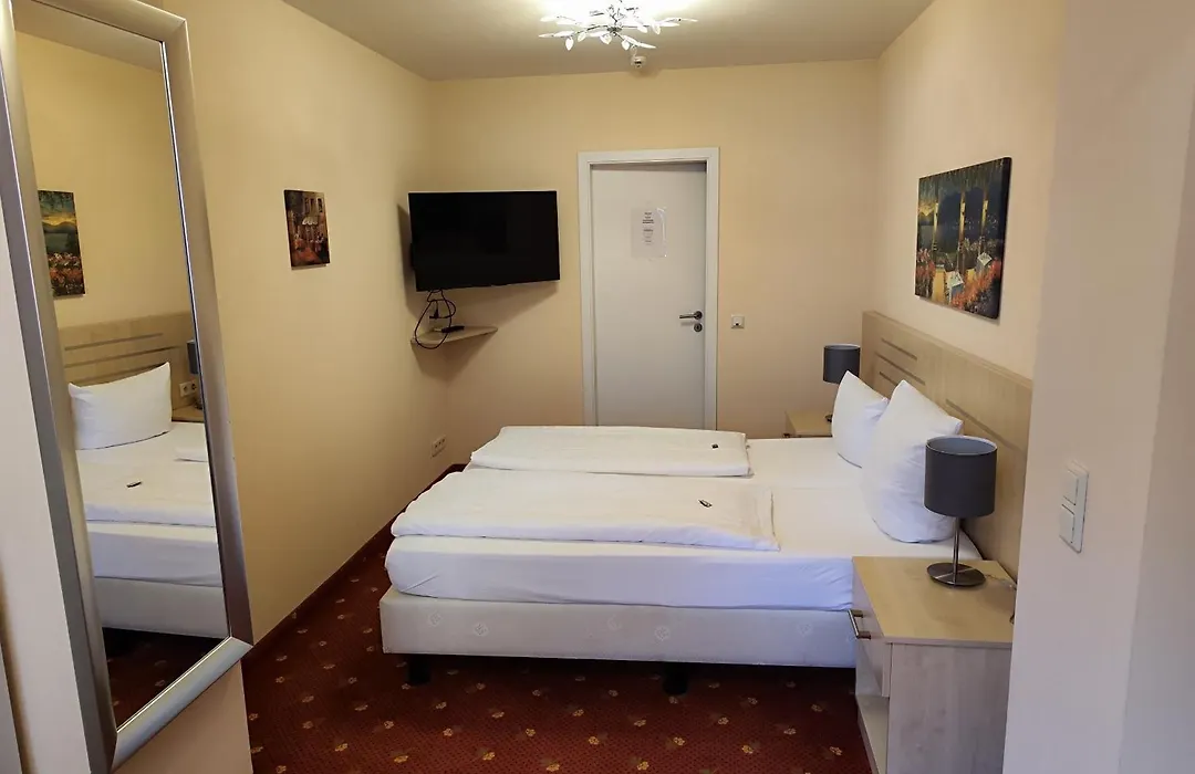 Hotel Altes Weinhaus-1