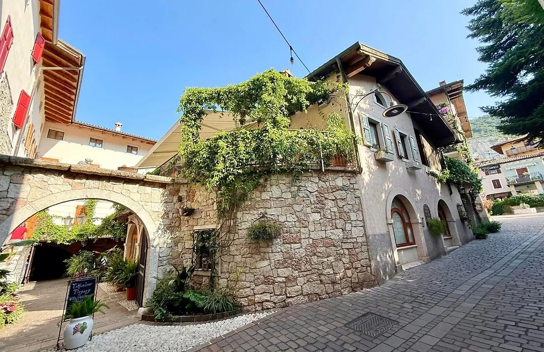 Da Gianni E Villa Annamaria-1