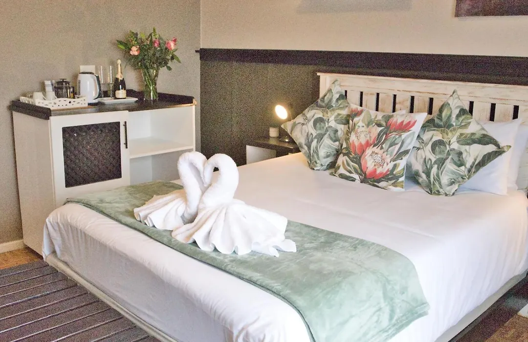 Guesthouse Fischreiher B&B-1