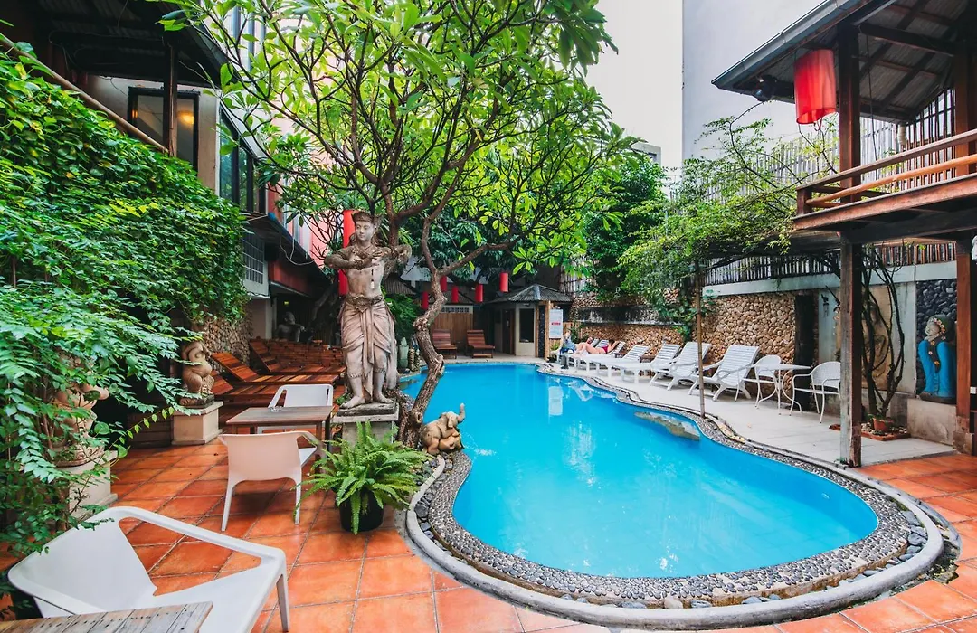 Villa Cha-Cha Banglumphu-1