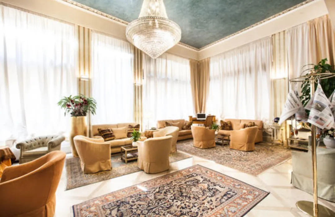 Hotel San Luca-1