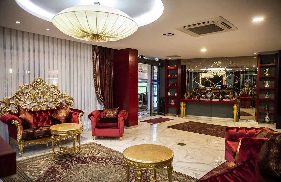 Lapis Inn Hotel & Spa-1