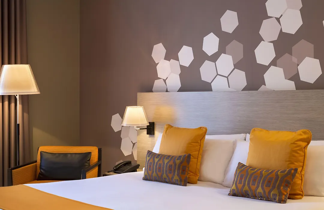 Citadines Ramblas Barcelona-1