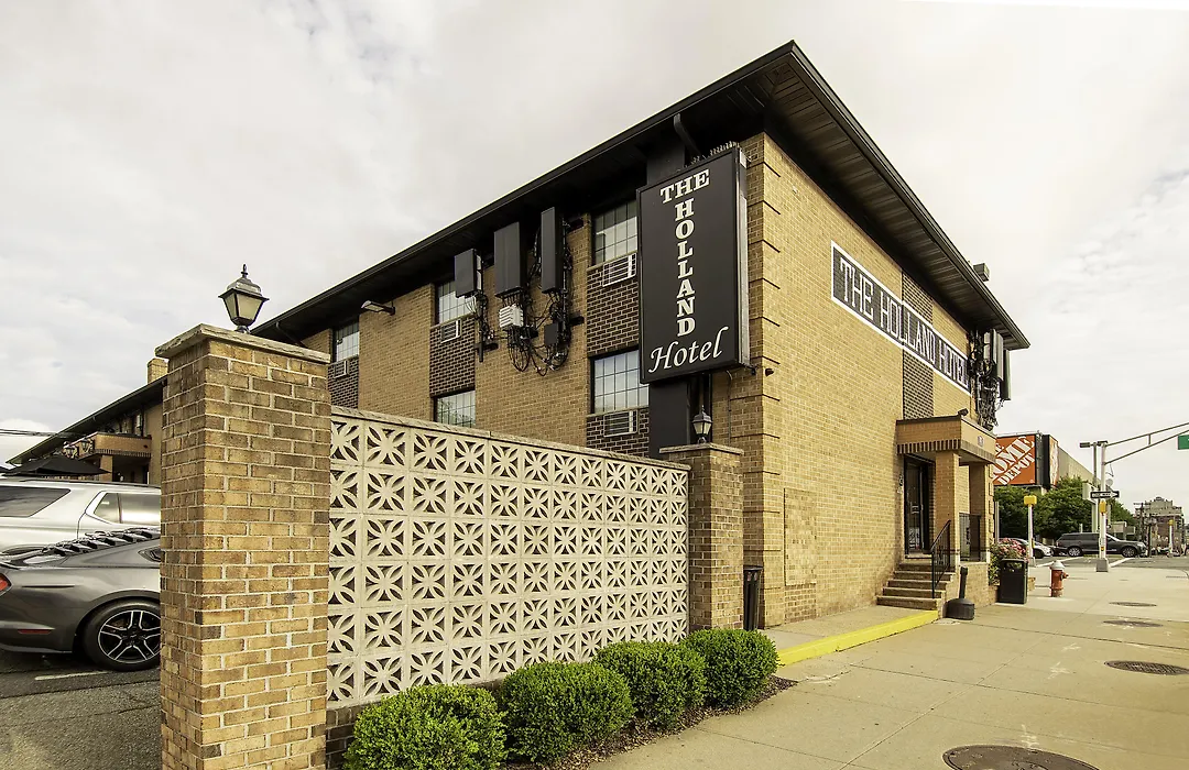 Holland Hotel Jersey City Free Parking-1