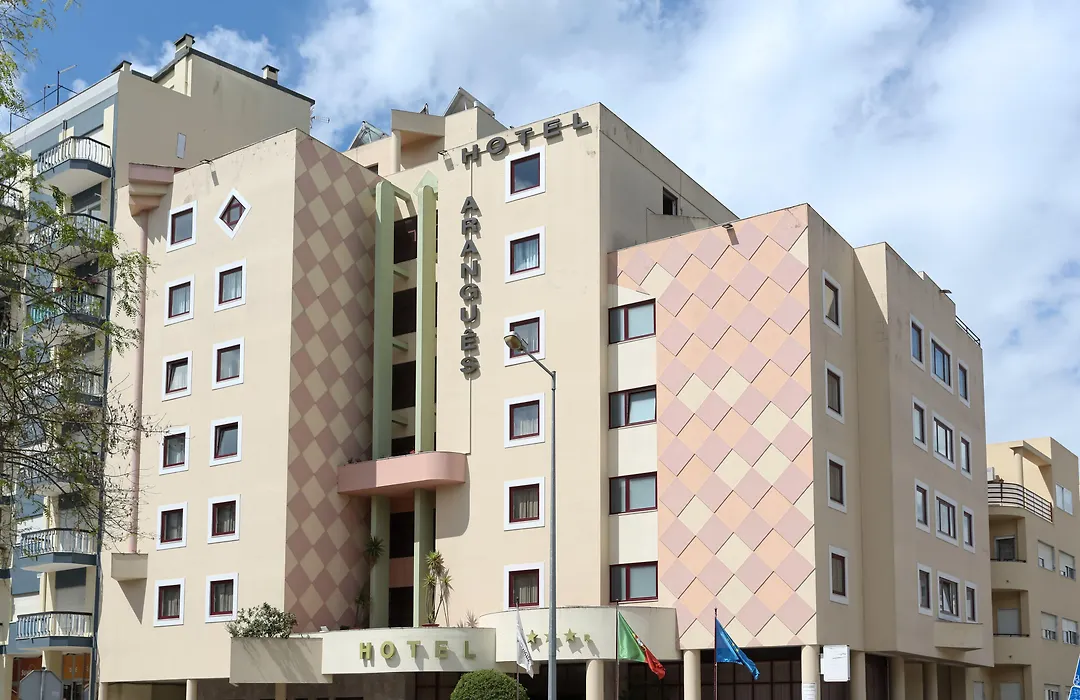 Hotel Arangues-1