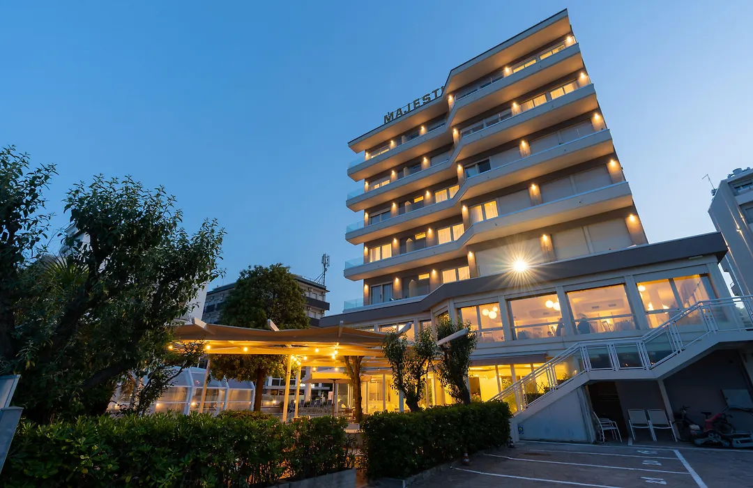 Hotel Majestic-1