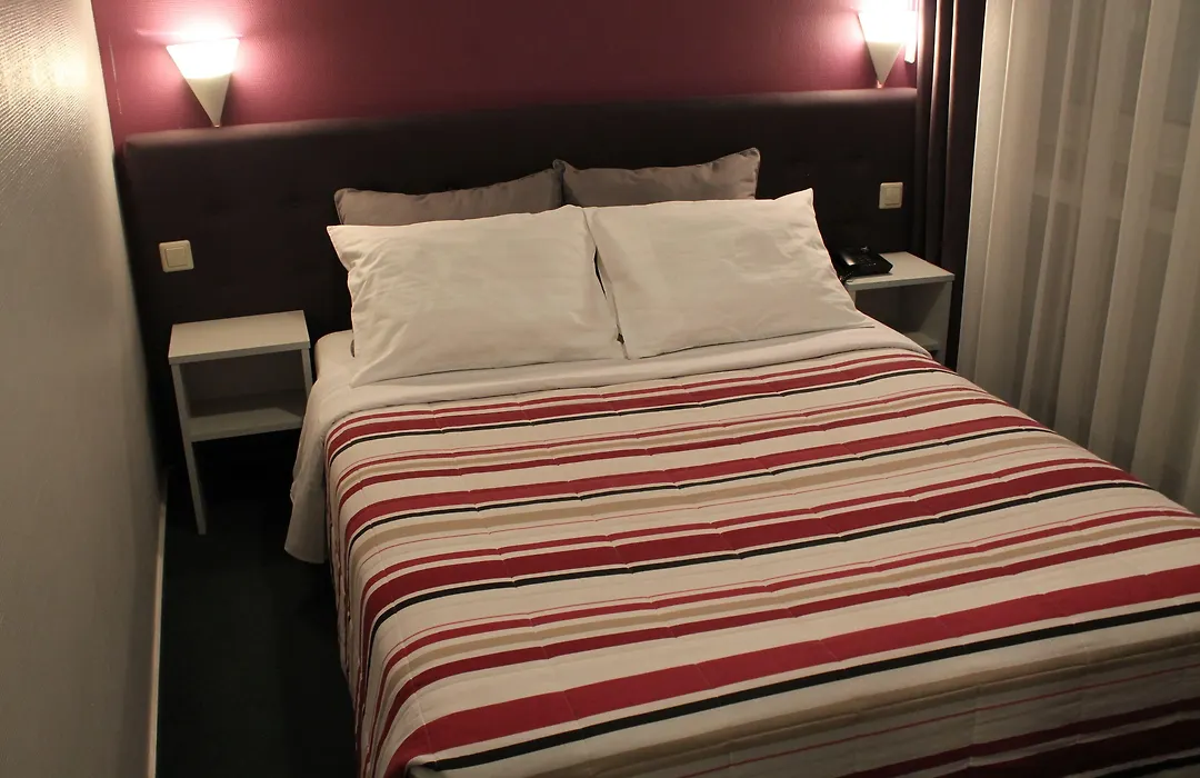 Yasha Hotel-1