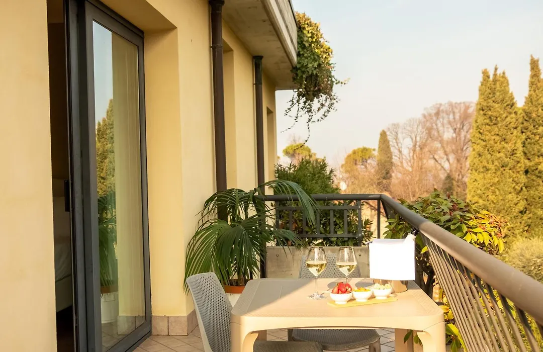 Admiral Hotel Villa Erme-1