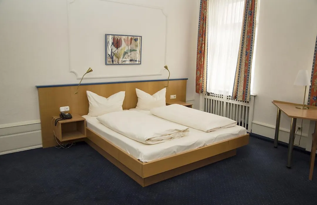 Hotel Perkeo-1