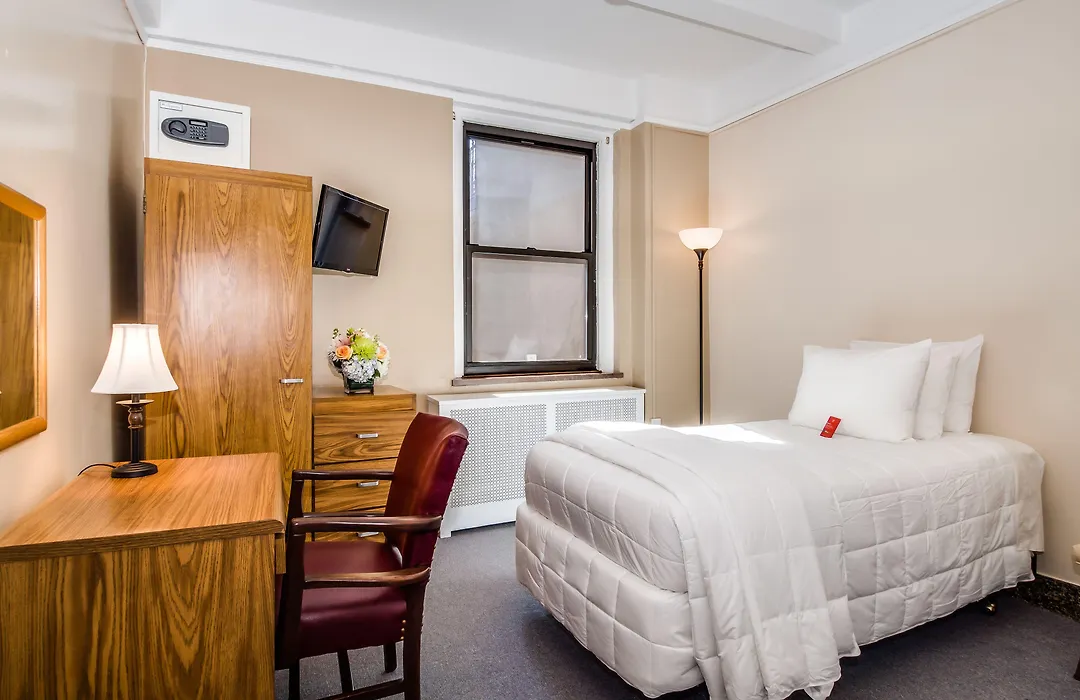 Leo House-1