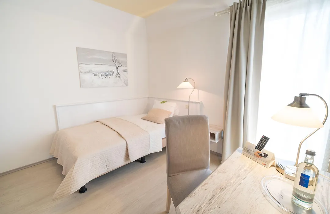 Hotel Toskana-1