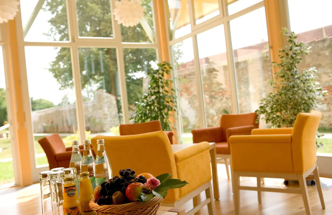 JUFA Hotel Nördlingen-1