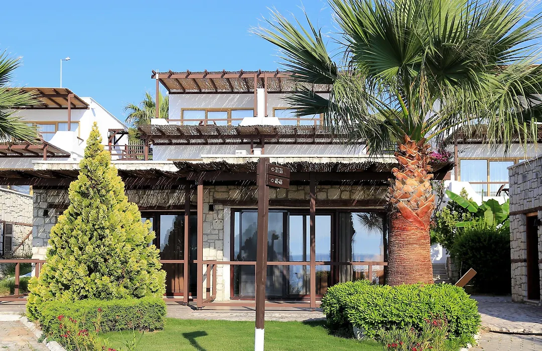 Ceshme Plus Hotel-1