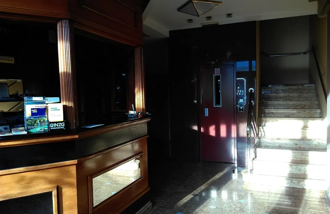Hotel Vienna-1