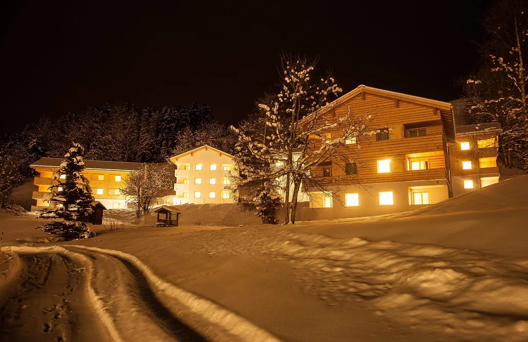 Pradas Resort Brigels-1