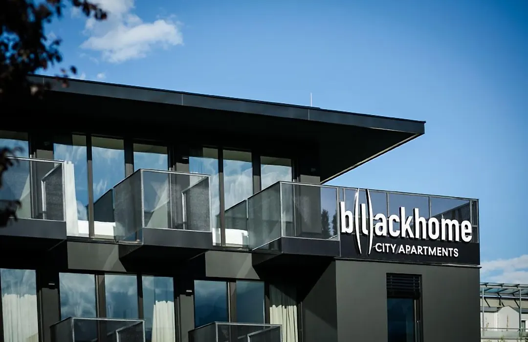 Blackhome Innsbruck City East I Contactless Check-In-1