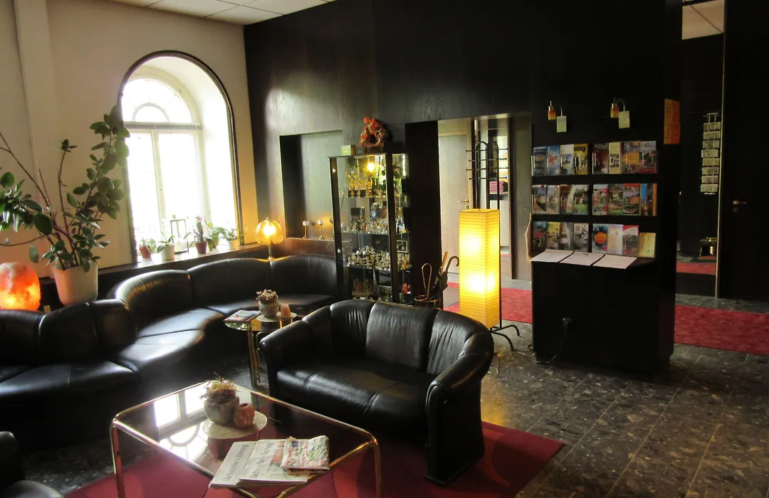 Hotel Lindenhof-1