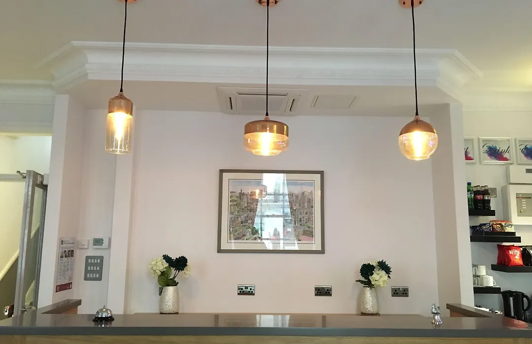 The Beverley Hotel London - Victoria-1