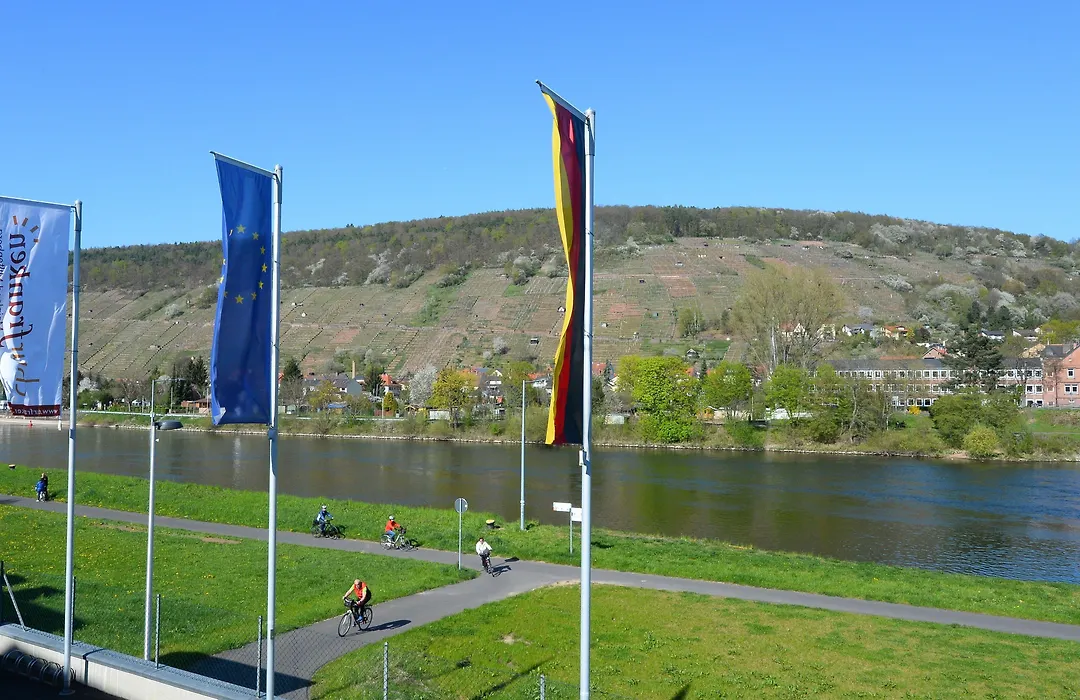 Hotel Straubs Schöne Aussicht-1