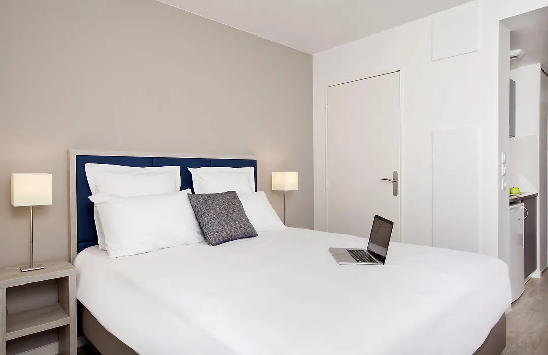 Sejours & Affaires Paris-Davout-1