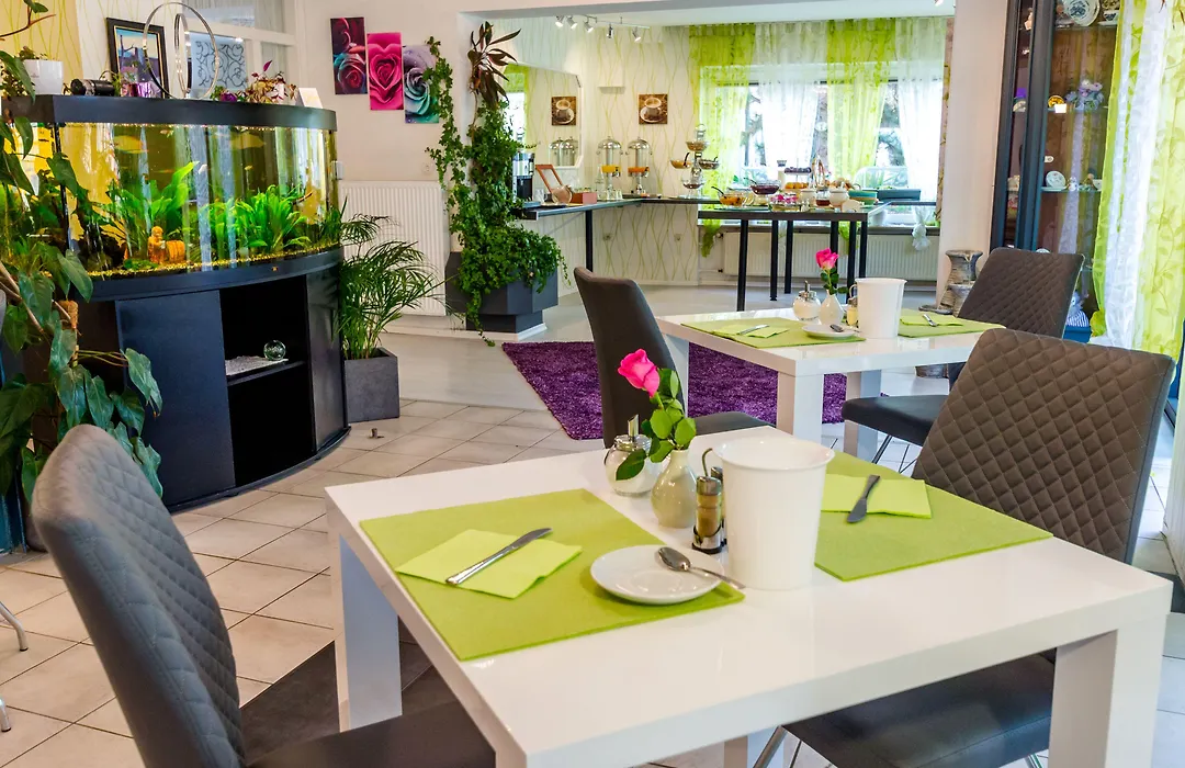 Hotel Rosengarten-1