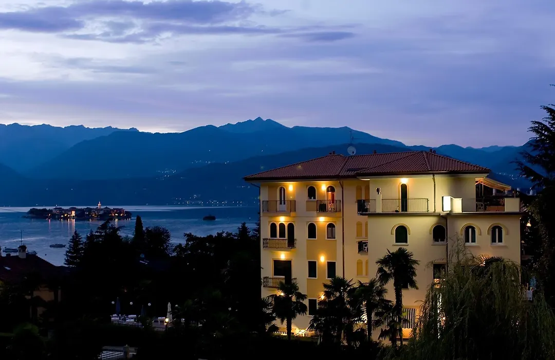 Hotel Flora-1