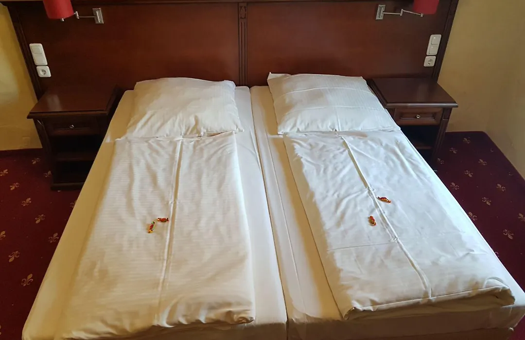 Hotel Medaillon-1