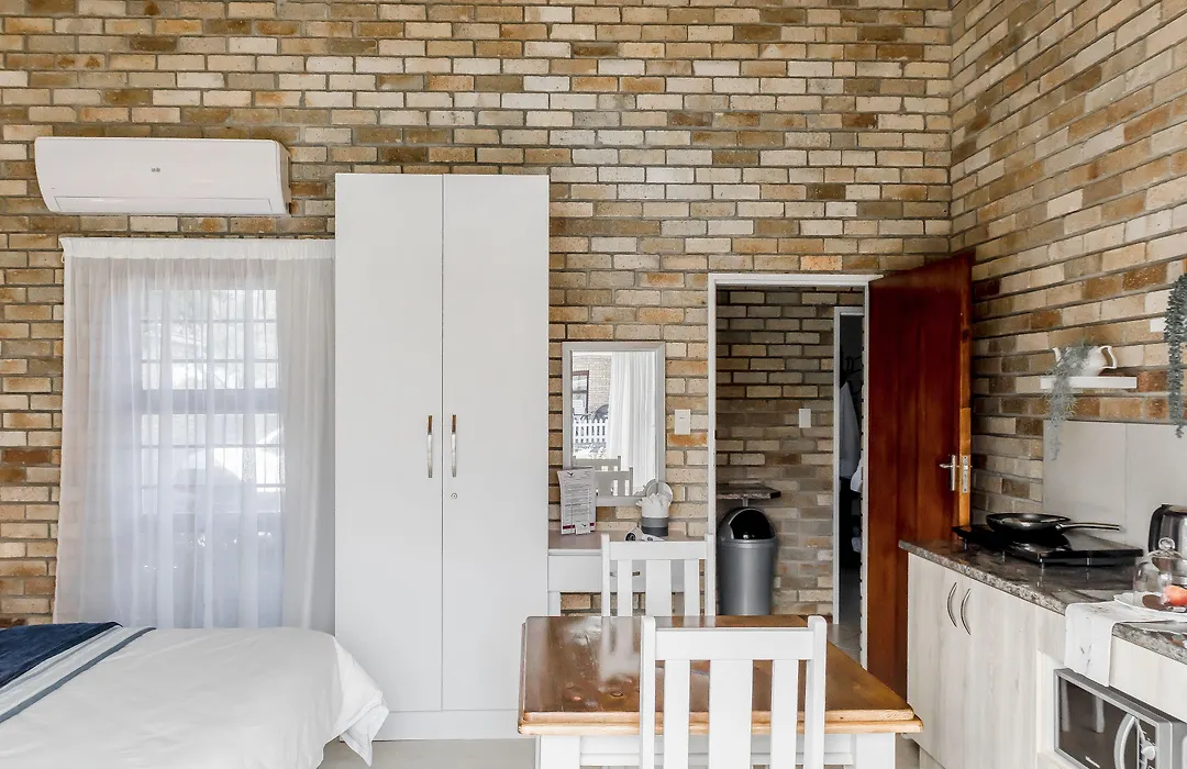 Wagtails Guest House-1