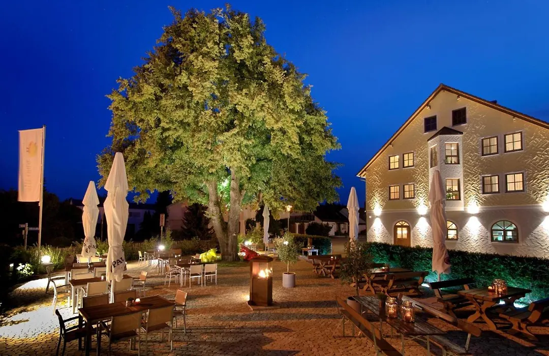 Landhotel ALTE LINDE-1