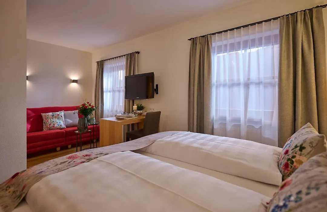 Hotel Garni Schneider-1