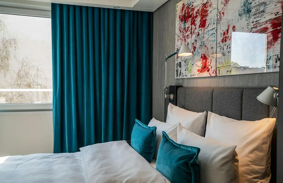 Motel One Berlin Mitte-1