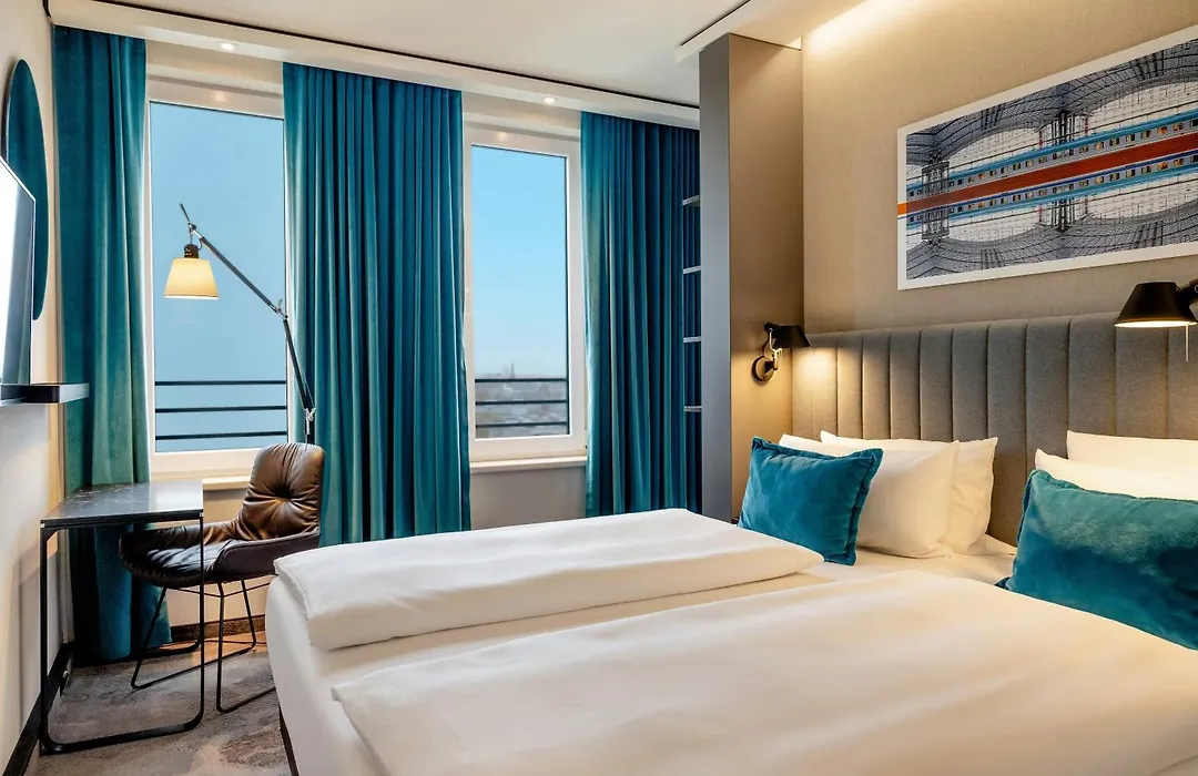Motel One Berlin-Hauptbahnhof-1