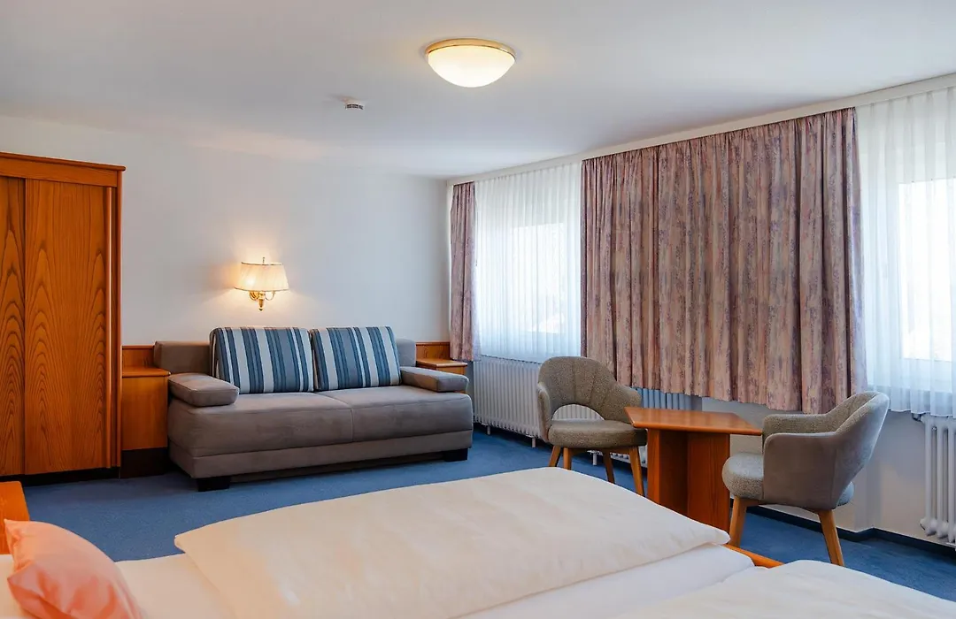 Hotel Am Steinberg-1