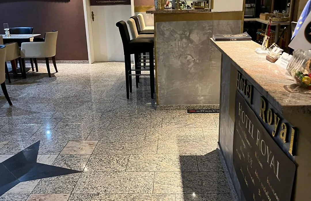 Hotel Royal-1