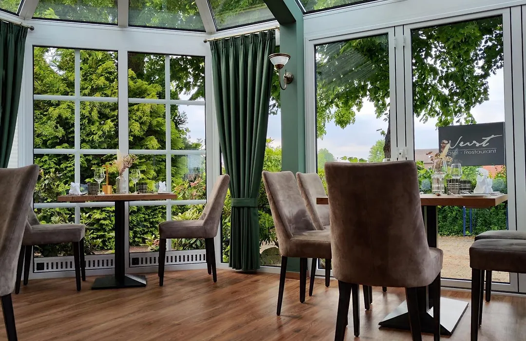 Hotel Restaurant Verst-1
