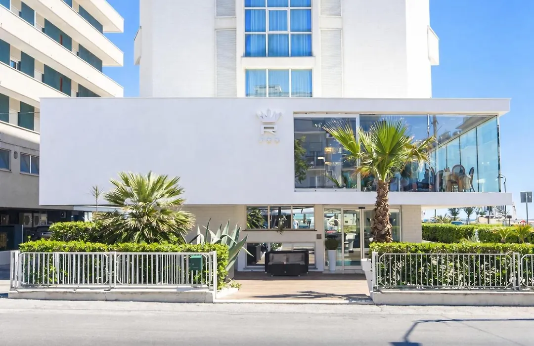 Hotel Regina Fronte Mare-1